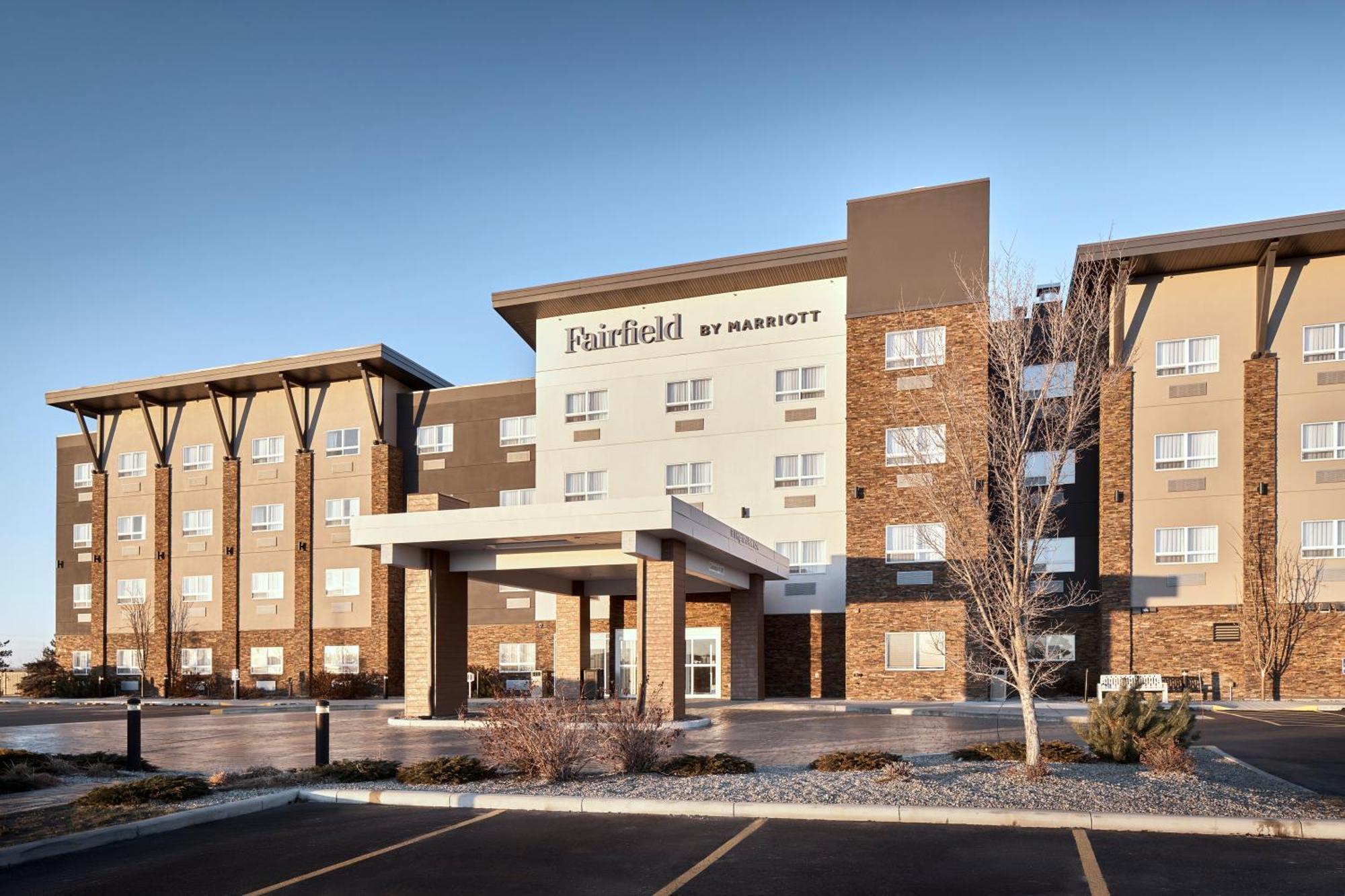 Fairfield Inn & Suites By Marriott Airdrie Exterior foto